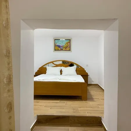 Rajan Shehaj Apartment *