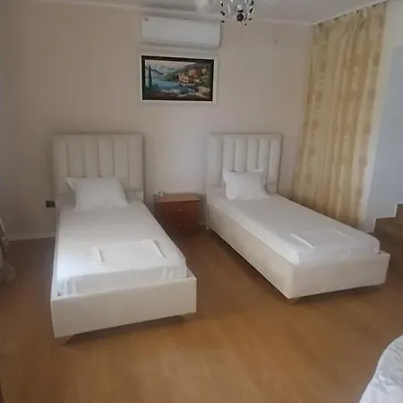 Eljo Sarandë